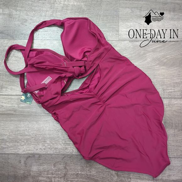 Blooming Jelly Ruched Cutout One Piece Swimsuit Size L - Picture 7 of 7